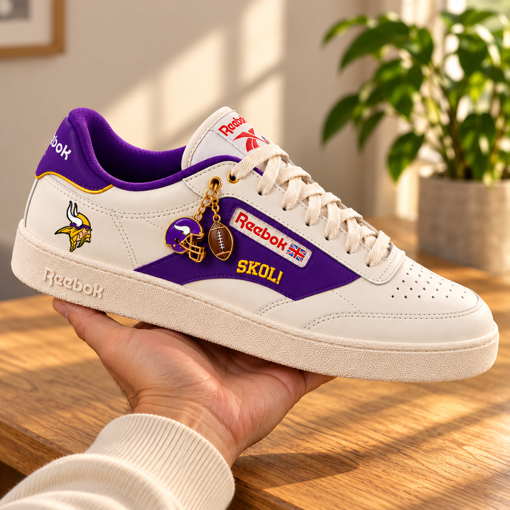 MNVK Premium Low-Top Sneakers PNPA